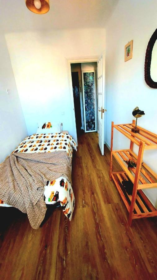 Marsolrosas Apartment Hospitalet De L'Infant Luaran gambar